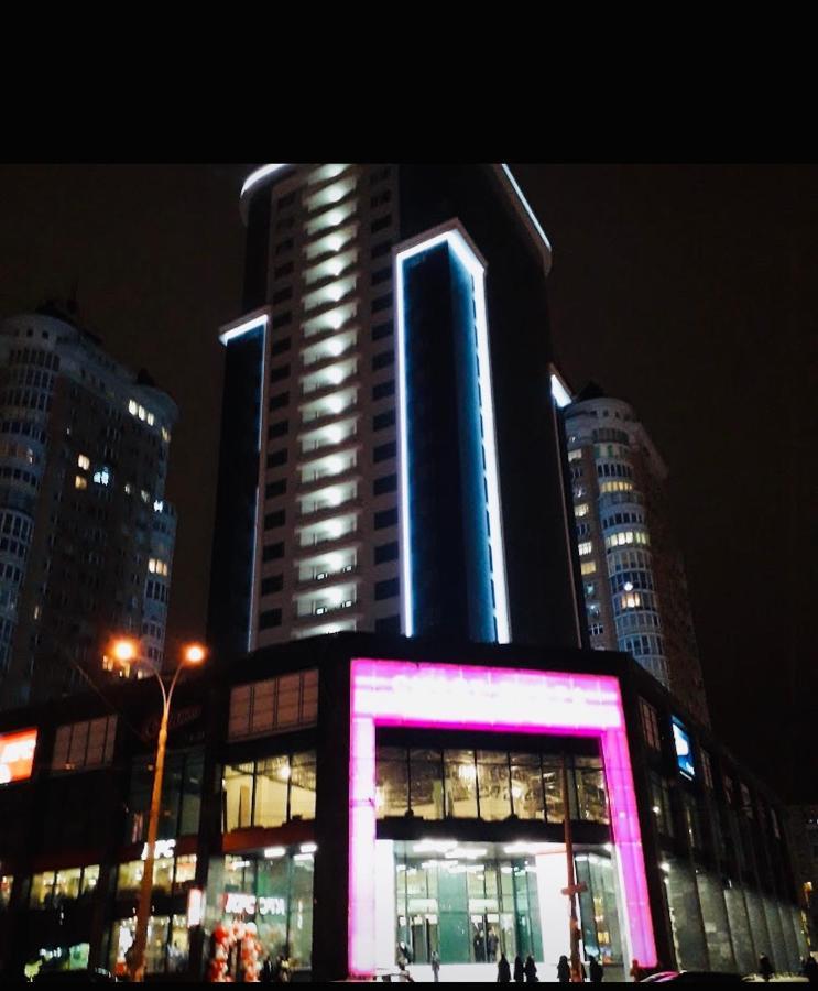 Apartment Smart Plaza Obolon' Kiew Exterior foto